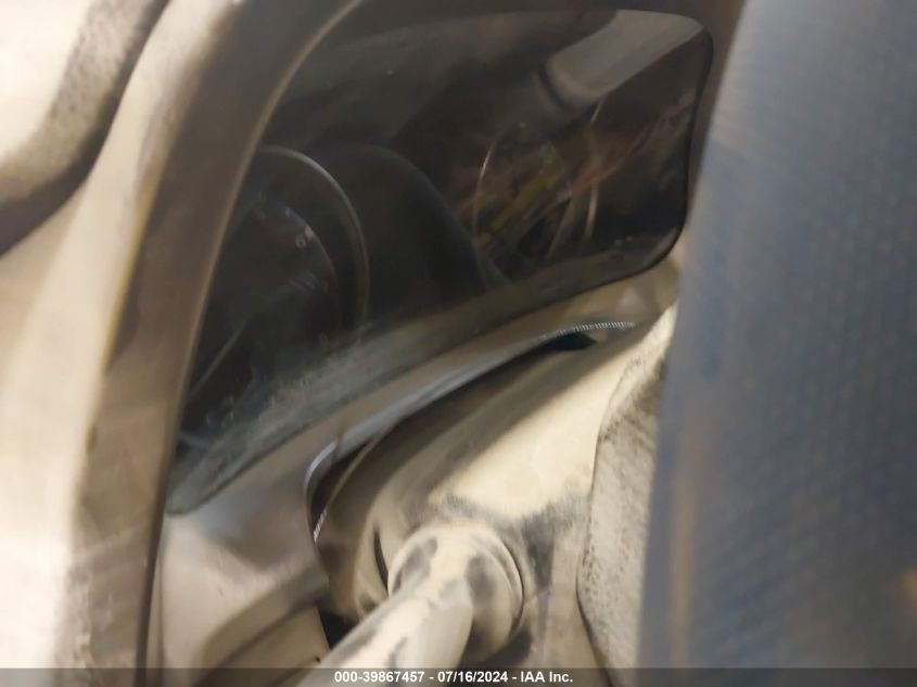 2018 TOYOTA RAV4 LE - JTMBFREV0JJ176221