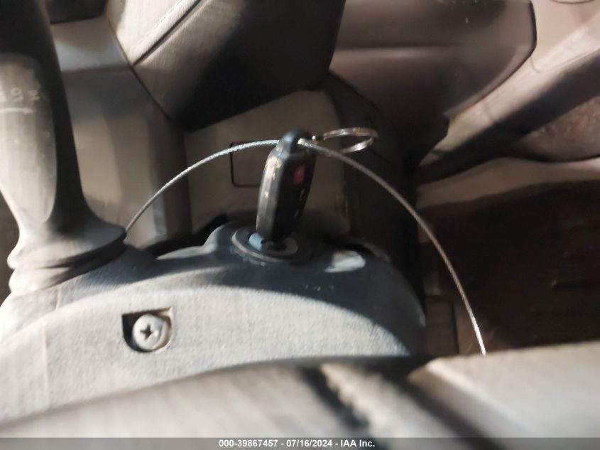 2018 TOYOTA RAV4 LE - JTMBFREV0JJ176221