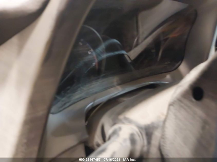 2018 TOYOTA RAV4 LE - JTMBFREV0JJ176221