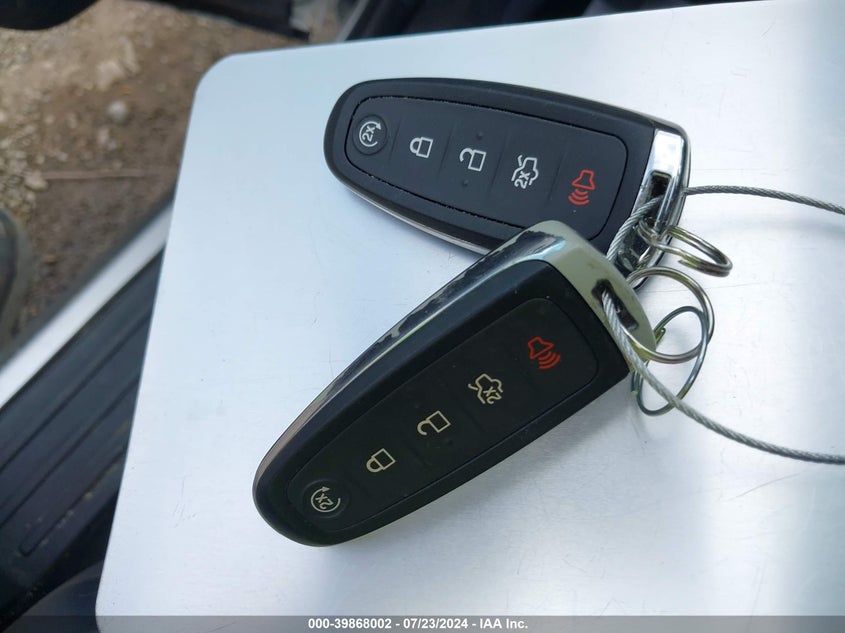 2017 Ford Expedition Limited VIN: 1FMJU2AT9HEA15183 Lot: 39868002