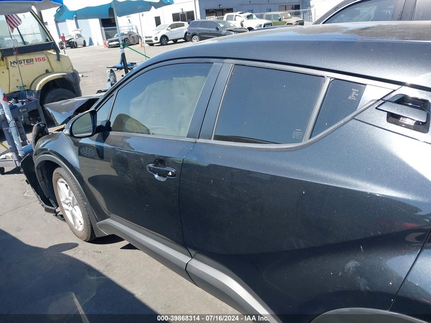 VIN JTNKHMBX8L1067779 2020 TOYOTA C-HR XLE/LE/LIMITED