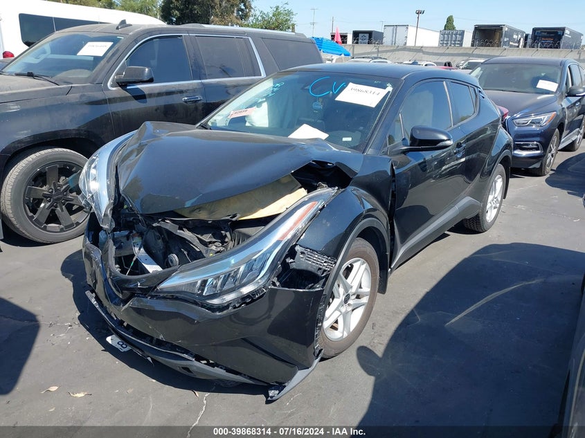 2020 Toyota C-Hr Xle/Le/Limited VIN: JTNKHMBX8L1067779 Lot: 39868314