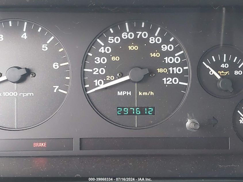 1998 Jeep Grand Cherokee Laredo/Special VIN: 1J4GZ48Y2WC277787 Lot: 39868334