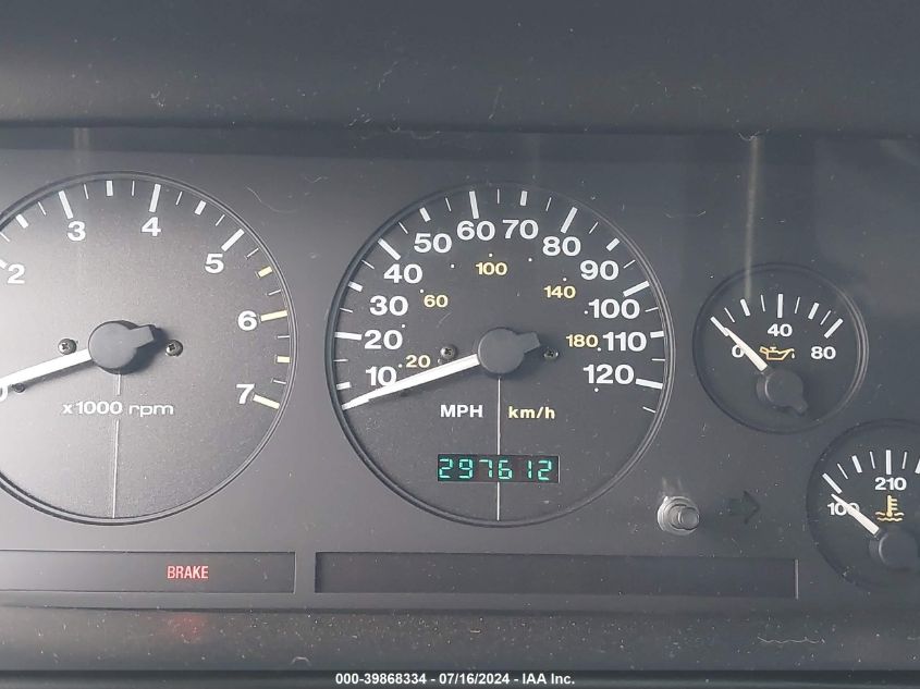 1998 Jeep Grand Cherokee Laredo/Special VIN: 1J4GZ48Y2WC277787 Lot: 39868334