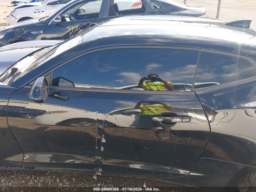 2017 Chevrolet Camaro 2Lt VIN: 1G1FD1RSXH0168242 Lot: 39868366