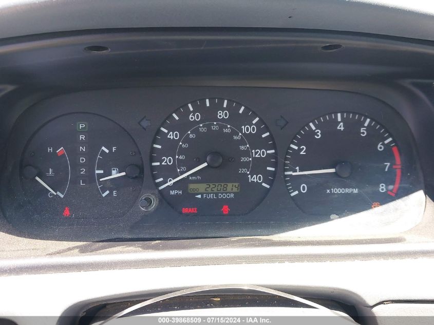 2000 Toyota Camry Le VIN: 4T1BG22K7YU986450 Lot: 39868509