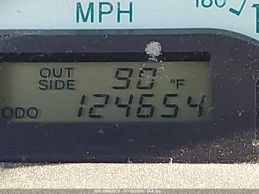 2T1BR38E24C185647 2004 Toyota Corolla Le