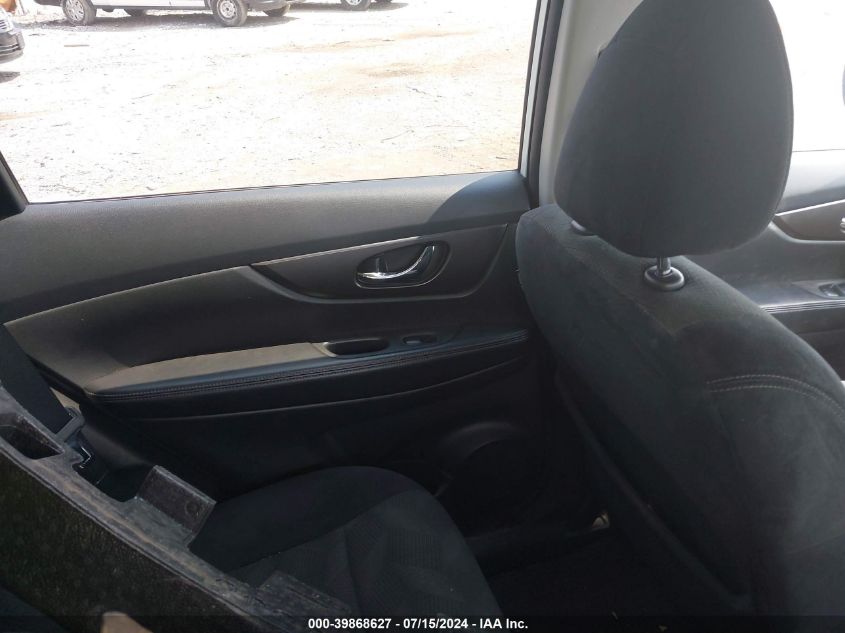 2015 Nissan Rogue Sv VIN: 5N1AT2MV6FC920635 Lot: 39868627