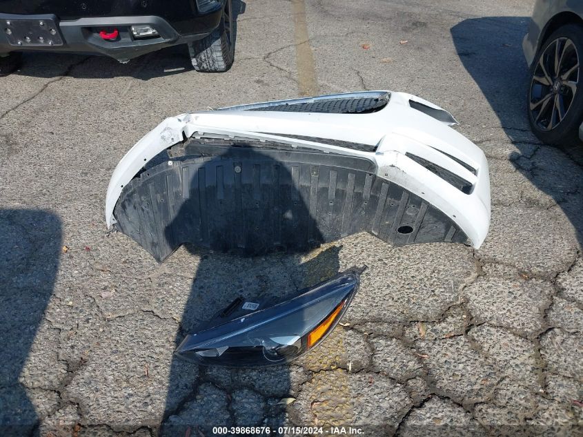 2018 Jaguar Xe 25T Premium VIN: SAJAD4FX1JCP35110 Lot: 39868676