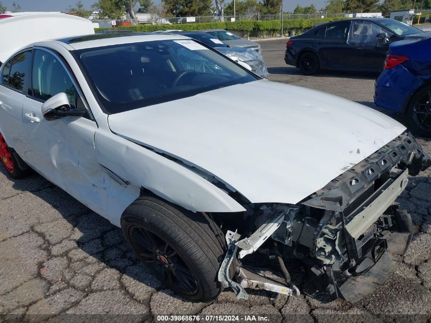 2018 Jaguar Xe 25T Premium VIN: SAJAD4FX1JCP35110 Lot: 39868676