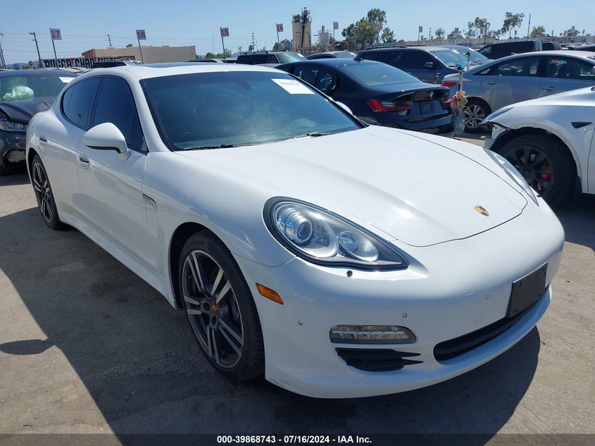 2013 PORSCHE PANAMERA 4 - WP0AA2A75DL017518
