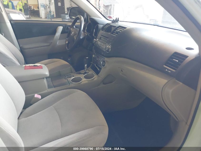 JTEES41A882013721 2008 Toyota Highlander