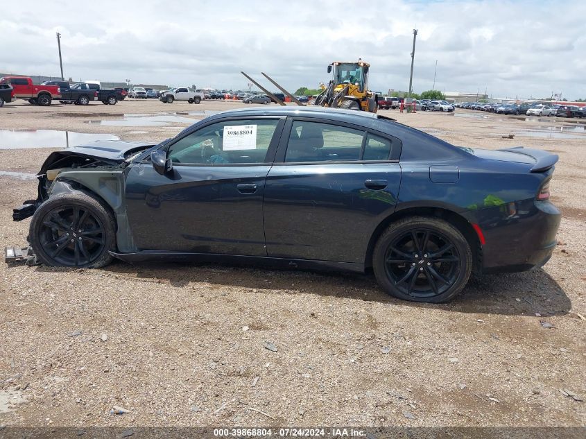 VIN 2C3CDXBG2JH335833 2018 DODGE CHARGER SXT RWD