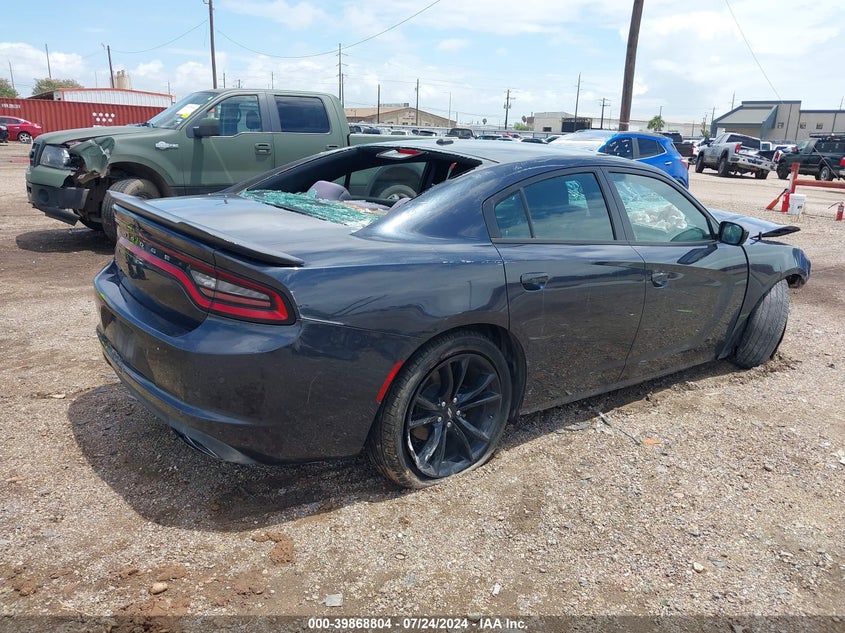 VIN 2C3CDXBG2JH335833 2018 DODGE CHARGER SXT RWD