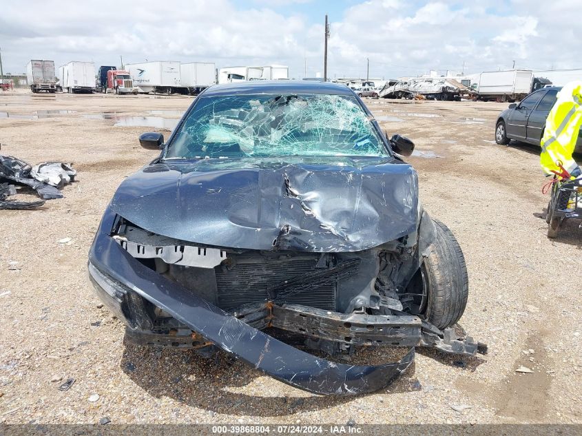 VIN 2C3CDXBG2JH335833 2018 DODGE CHARGER SXT RWD
