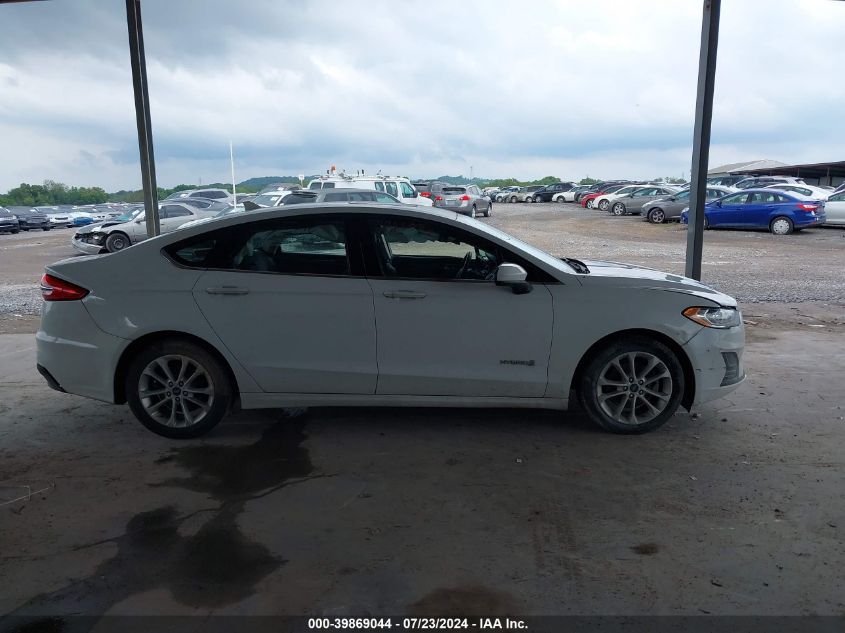 2019 Ford Fusion Hybrid Se VIN: 3FA6P0LU6KR125615 Lot: 39869044