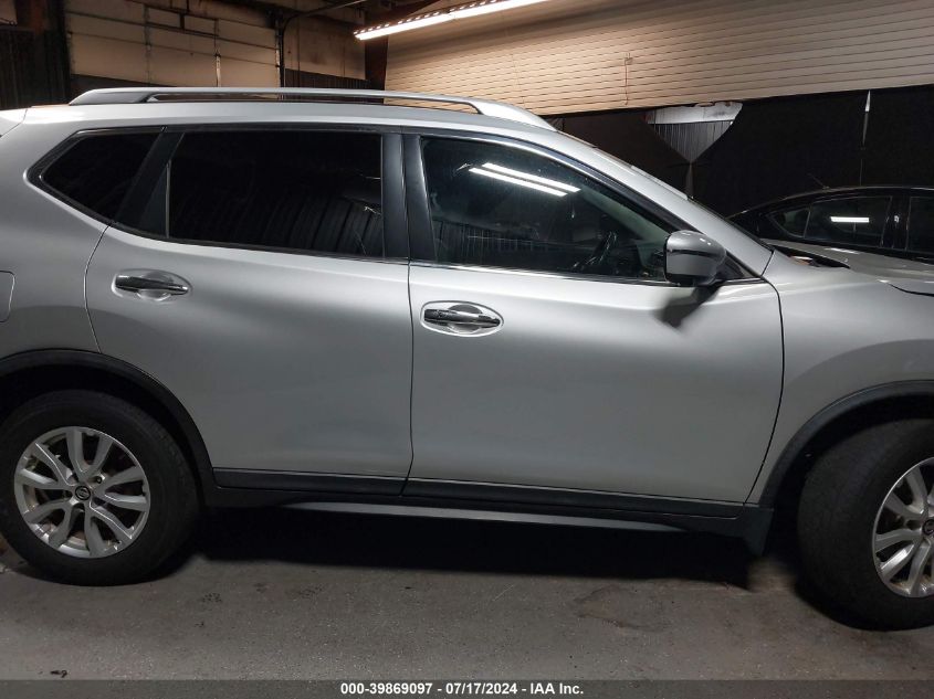 2017 Nissan Rogue Sv VIN: KNMAT2MV7HP515738 Lot: 39869097