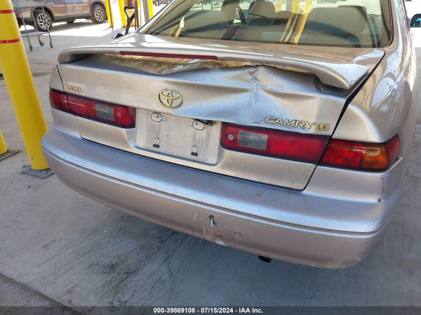 1999 Toyota Camry Le VIN: JT2BG22K0X0331193 Lot: 39869108