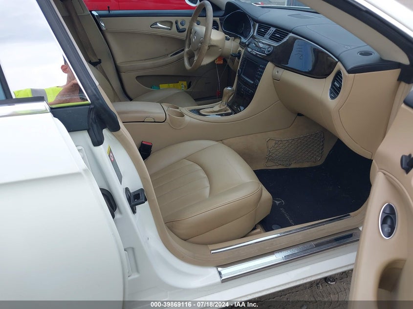 2006 Mercedes-Benz Cls 500 VIN: WDDDJ75X36A049506 Lot: 39869116