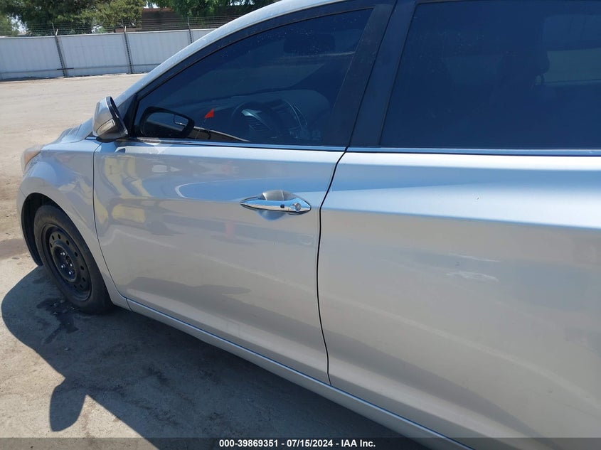 2014 Hyundai Elantra Limited VIN: 5NPDH4AE5EH509877 Lot: 39869351