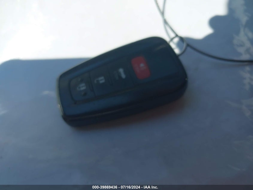 2018 TOYOTA CAMRY HYBRID LE - 4T1B31HKXJU001710