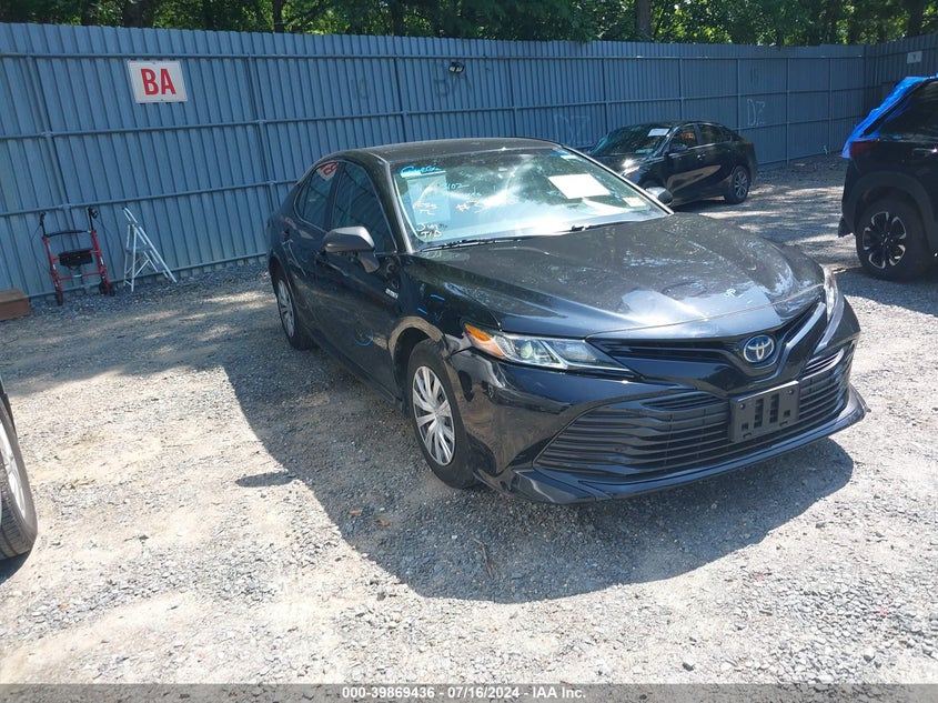 2018 TOYOTA CAMRY HYBRID LE - 4T1B31HKXJU001710