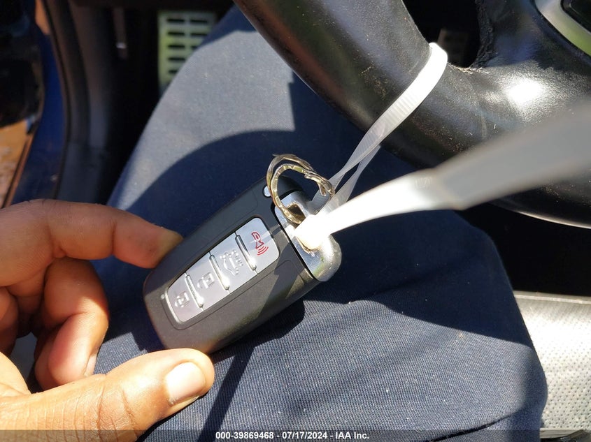 2013 Hyundai Elantra Gt VIN: KMHD35LE0DU067351 Lot: 39869468