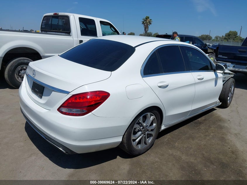 VIN 55SWF4JB6HU216348 2017 MERCEDES-BENZ C 300 LUXURY/SPORT