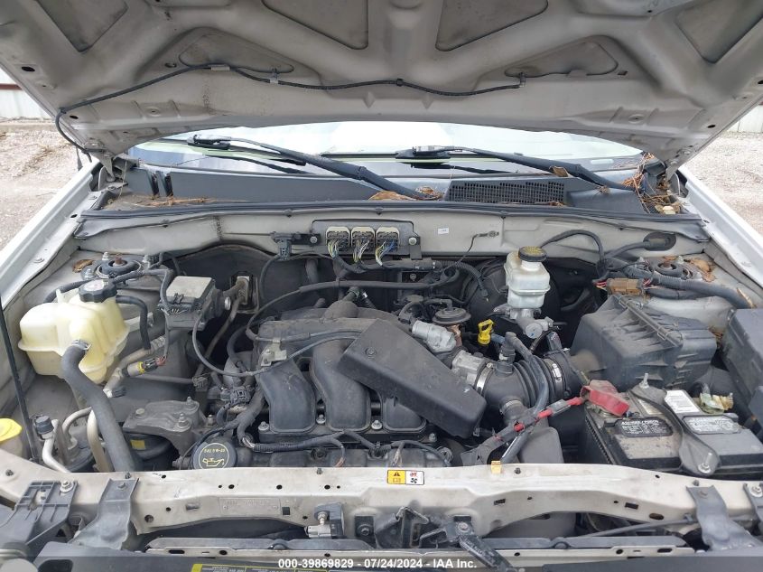 2008 Ford Escape Limited VIN: 1FMCU04158KC93281 Lot: 39869829