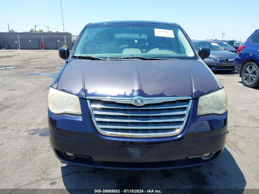 2010 Chrysler Town & Country New Lx VIN: 2A4RR2D1XAR357389 Lot: 39869882