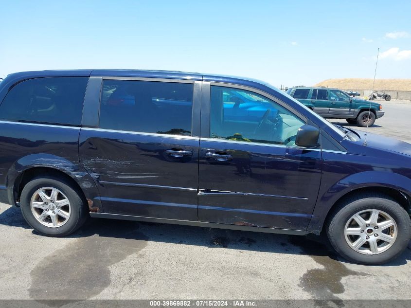 2010 Chrysler Town & Country New Lx VIN: 2A4RR2D1XAR357389 Lot: 39869882