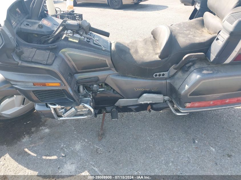 1988 Honda Gl1500 VIN: 1HFSC2203JA008846 Lot: 39869908