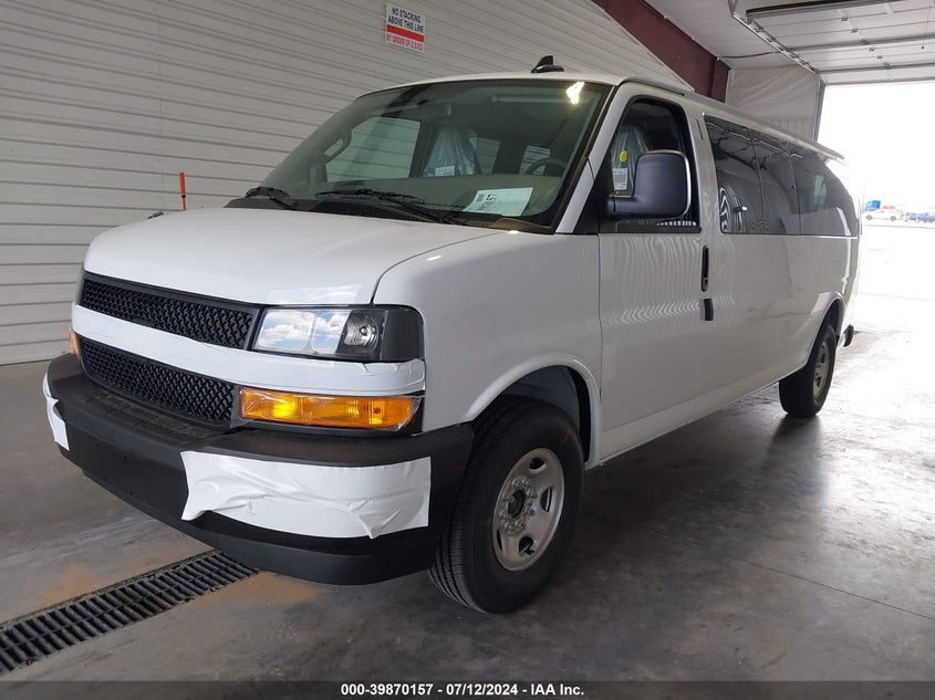 2024 CHEVROLET EXPRESS PASSENGER 4.3L V-6 DI, VVT, 27(VIN: 1GAZGNFP3R1211987
