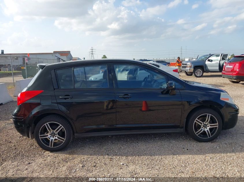 2009 Nissan Versa 1.8S VIN: 3N1BC13E29L460535 Lot: 39870317