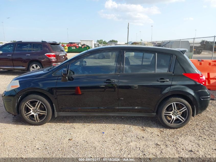 2009 Nissan Versa 1.8S VIN: 3N1BC13E29L460535 Lot: 39870317