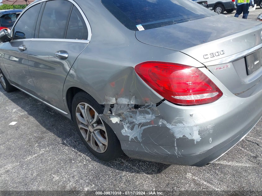 2015 Mercedes-Benz C 300 VIN: 55SWF4JB2FU053856 Lot: 39870318