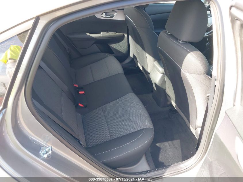 2022 Kia Forte Lxs VIN: 3KPF24ADXNE454025 Lot: 39870587