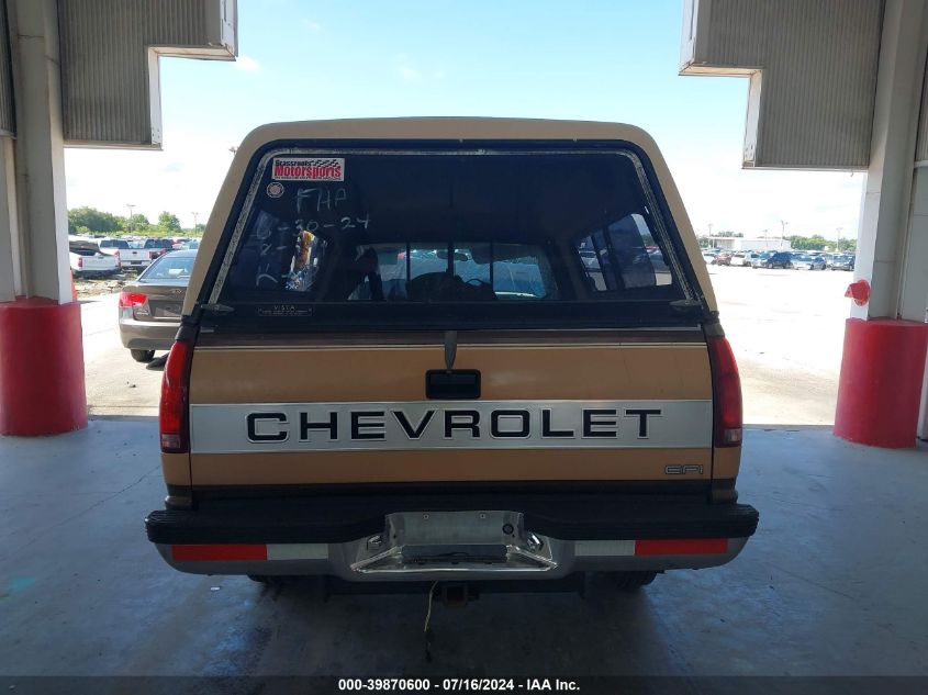 1988 Chevrolet Gmt-400 C2500 VIN: 1GCFC24K0JZ325771 Lot: 39870600