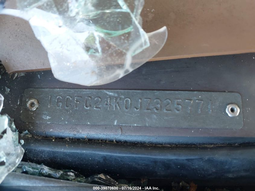 1988 Chevrolet Gmt-400 C2500 VIN: 1GCFC24K0JZ325771 Lot: 39870600