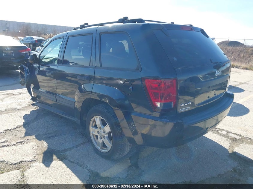 2005 Jeep Grand Cherokee Laredo black suv gasoline 1J4HR48N55C504253 photo #4