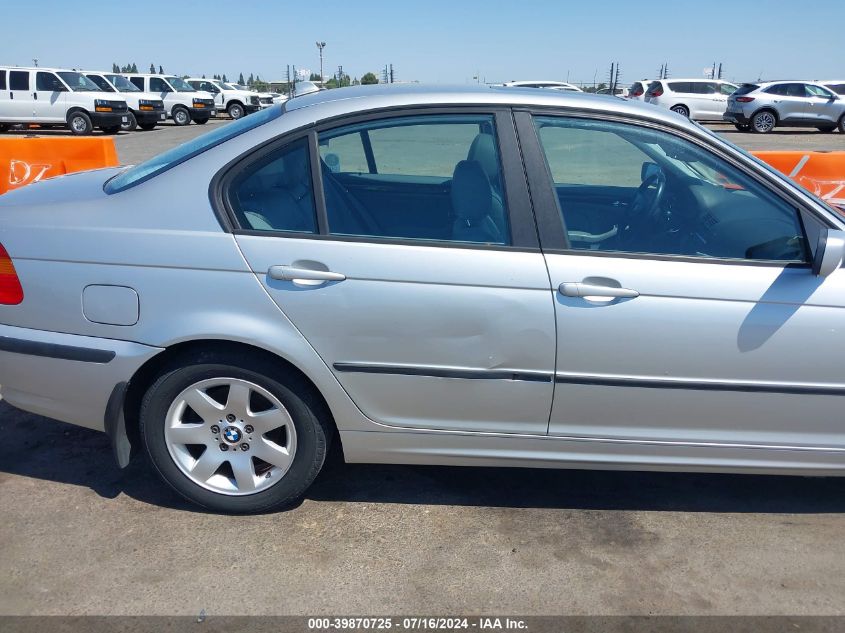 2004 BMW 325Xi VIN: WBAEU33454PR11901 Lot: 39870725