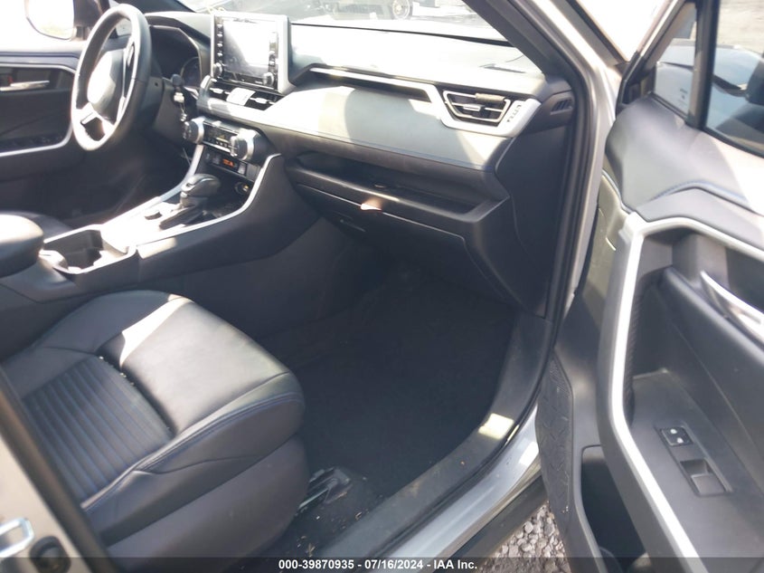 VIN 2T3E6RFV1MW018178 2021 TOYOTA RAV4 HYBRID XSE
