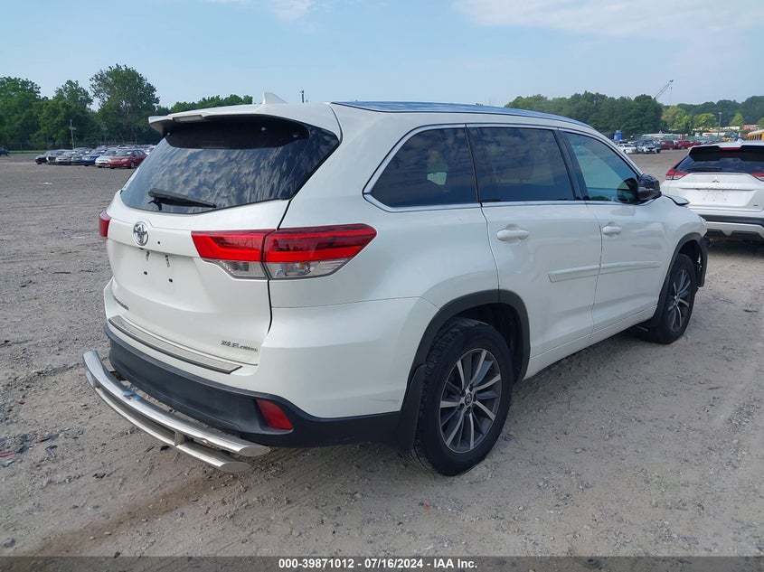 VIN 5TDJZRFH7HS513296 2017 TOYOTA HIGHLANDER SE/XLE