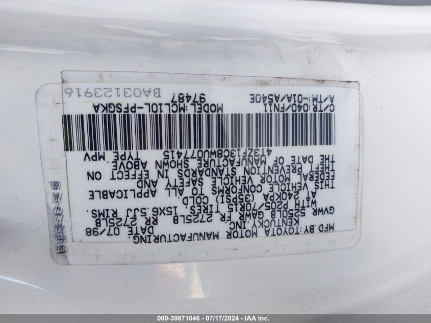 1998 Toyota Sienna Le VIN: 4T3ZF13C8WU077415 Lot: 39871046