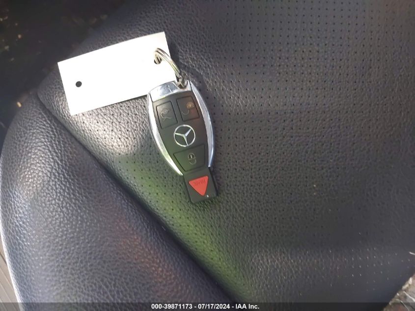 2012 Mercedes-Benz C 300 Luxury 4Matic/Sport 4Matic VIN: WDDGF8BB7CF911430 Lot: 39871173