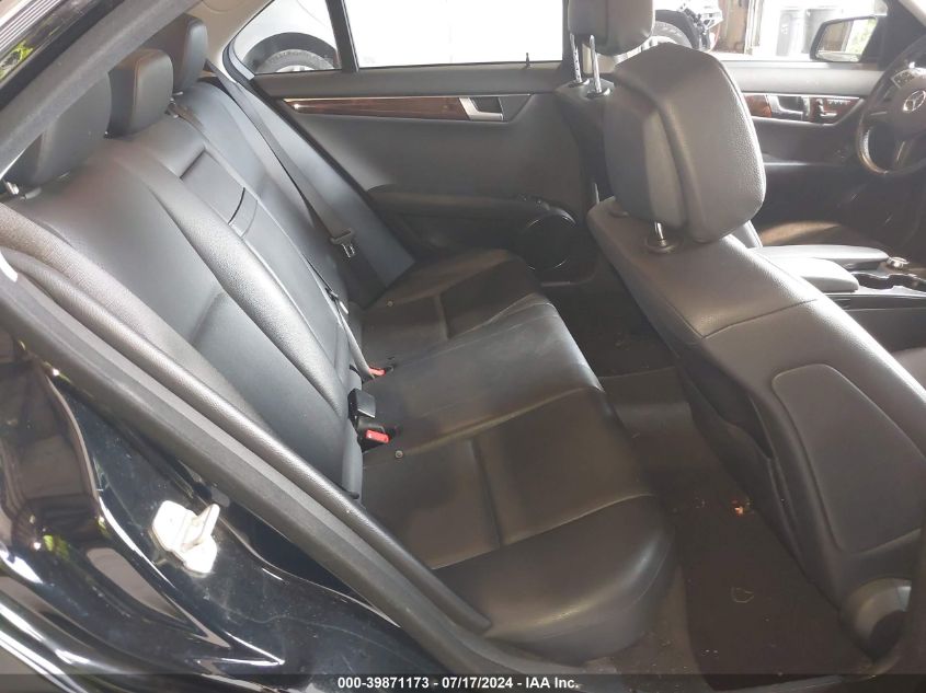 2012 Mercedes-Benz C 300 Luxury 4Matic/Sport 4Matic VIN: WDDGF8BB7CF911430 Lot: 39871173