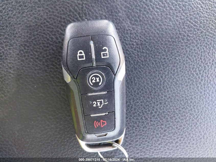 1FTEW1EF1HFC22157 2017 Ford F-150 Lariat