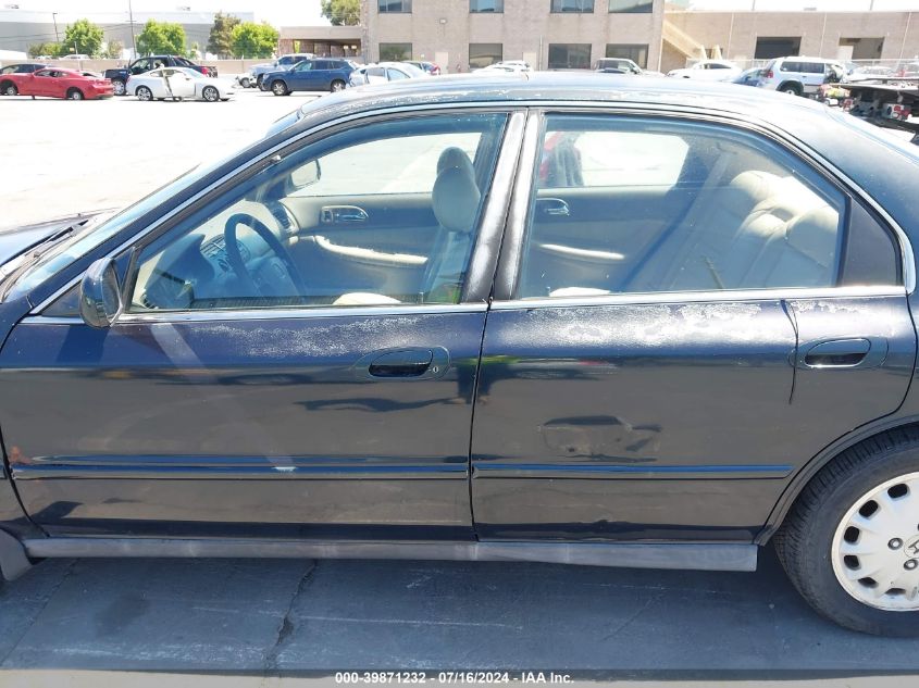 1996 Honda Accord Ex/Ex-R VIN: 1HGCD5656TA125764 Lot: 39871232