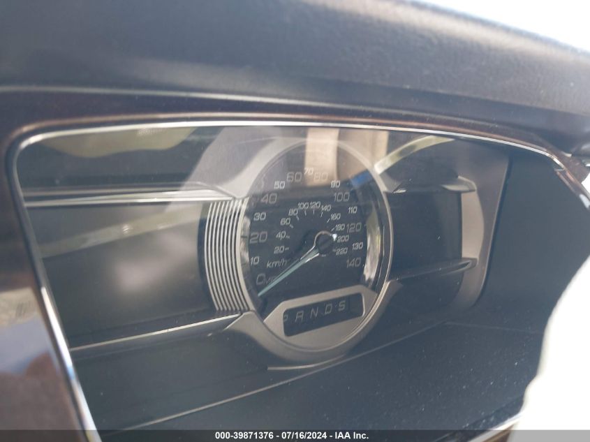 2017 Ford Taurus Limited VIN: 1FAHP2F82HG120950 Lot: 39871376