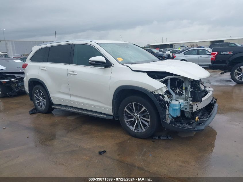 5TDKZRFH5HS512846 2017 TOYOTA HIGHLANDER - Image 1